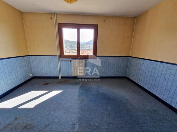 A GAP à vendre T4 de 108 m² avec garage