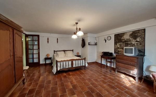 Maison à vendre    5 pièces •  Noyers-sur-Cher