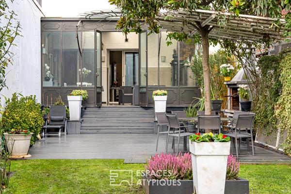 Belle maison d’architecte avec jardin paysagé pour habitation et activité professionnelle