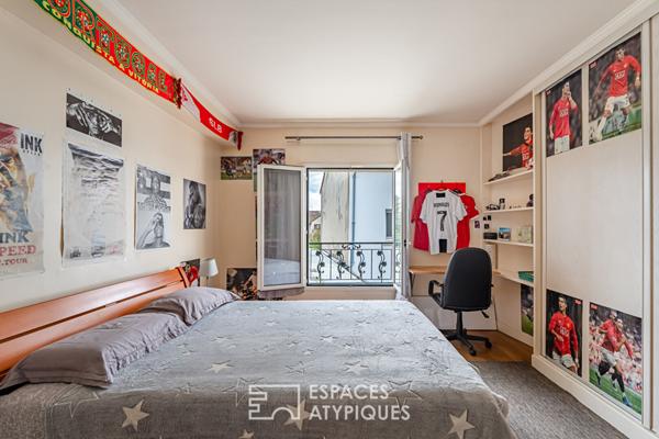 Belle maison d’architecte avec jardin paysagé pour habitation et activité professionnelle