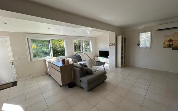 Maison à vendre    6 pièces • 155 m2 Jonquerettes