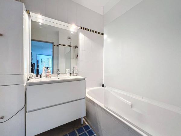 Appartement T2 avec terrasse