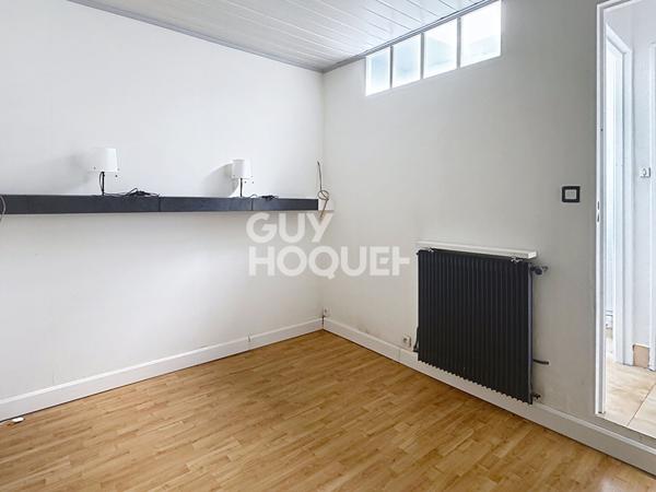 À VENDRE Charmante maison de ville 2 chambres / Versailles Jussieu