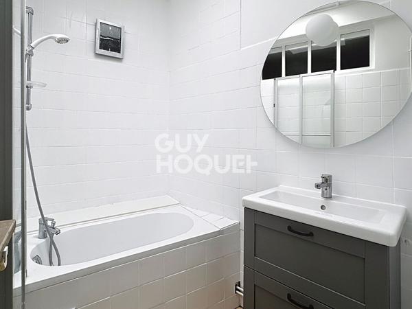 À VENDRE Charmante maison de ville 2 chambres / Versailles Jussieu