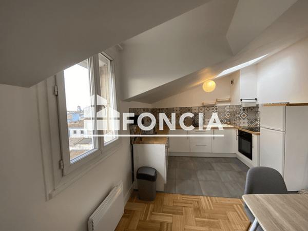 Location Appartement meublé 2 pièces 43.73 m² - 38 RUE DU BRAVE RONDEAU La Rochelle 17000