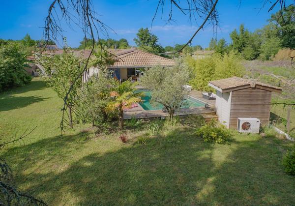 Maison familiale avec piscine et dépendance, cadre naturel préservé