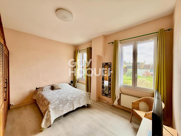 MAISON À VENDRE DE 6 PIÈCES DE 156,00 M²