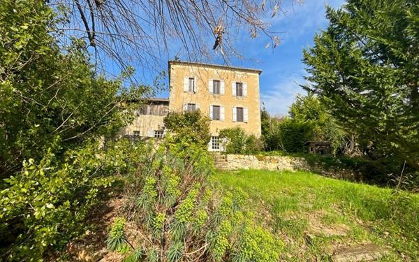 Maison à vendre    4 pièces •  Lectoure