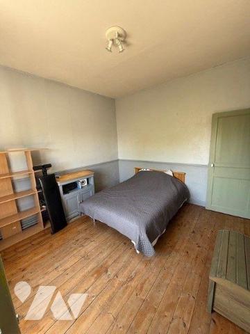 Maison à Vendre à Hesdin (62140) en Pas-de-Calais (62)

Nous vous présentons cette maison de ...