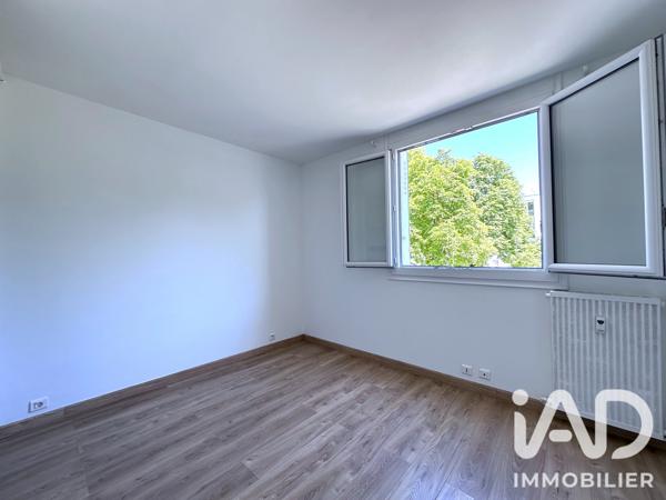 Appartement à vendre 4 pièces 74 m² Saint-Ouen-l'Aumône