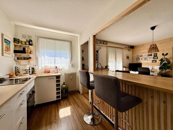 Appartement 2 pièces 47 m2 avec balcon - FONTAINE LES DIJON