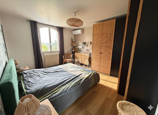 LES PENNES MIRABEAU - Maison T4 de 137m2 sur 512m2 de parcelle avec piscine