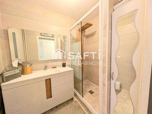 Grand F3 67M² traversant agencé en F2