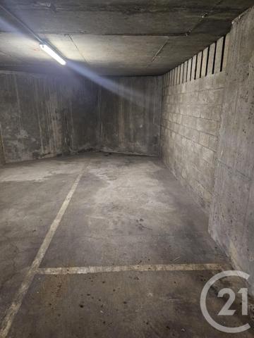 Parking à vendre  10,74 m2 PARIS - 75012