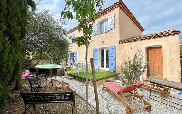 Maison à vendre    6 pièces •  Saint-Mathieu-de-Tréviers