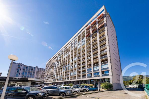 Appartement F4 à vendre  4 pièces - 93,06 m2 GRENOBLE - 38