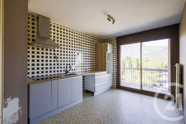 Appartement F4 à vendre  4 pièces - 93,06 m2 GRENOBLE - 38