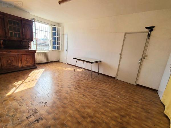 Maison à vendre à Pierrelatte dans la Drôme (26700), ref : 26060-829