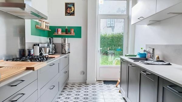 Maison à vendre    6 pièces •  Hauterive