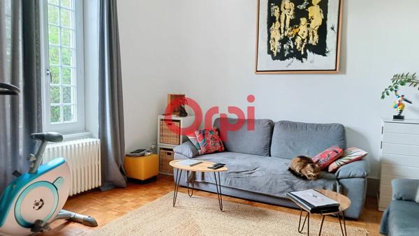 Maison à vendre    6 pièces •  Hauterive