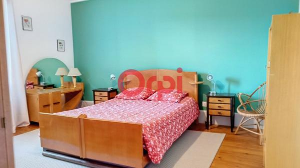 Maison à vendre    6 pièces •  Hauterive