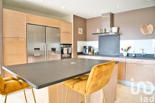 House for sale 7 rooms 202 m² Garrigues-Sainte-Eulalie