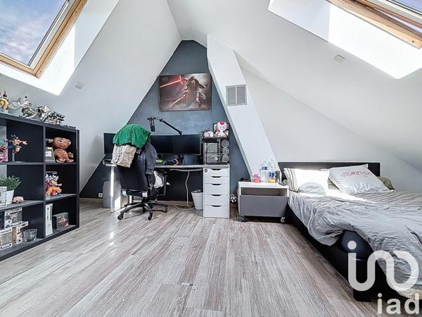 House for sale 7 rooms 148 m² Savigny-le-Temple