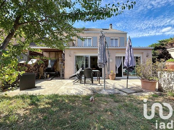 House for sale 7 rooms 148 m² Savigny-le-Temple