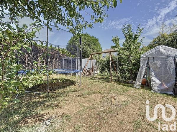 House for sale 7 rooms 148 m² Savigny-le-Temple