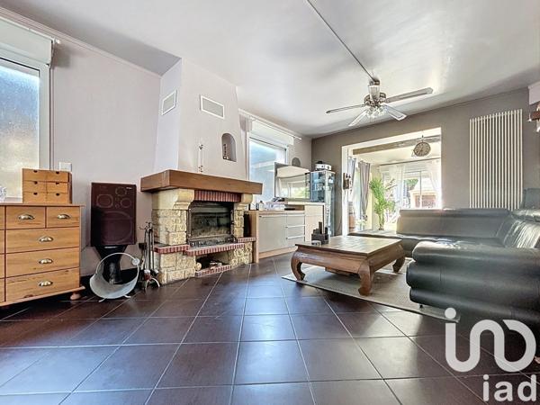 House for sale 7 rooms 148 m² Savigny-le-Temple