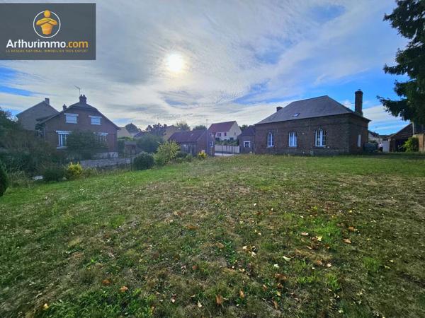 Location                                                      Maison de village
                        
                     5 pièces                      102 m2                     à Estrées-Saint-Denis