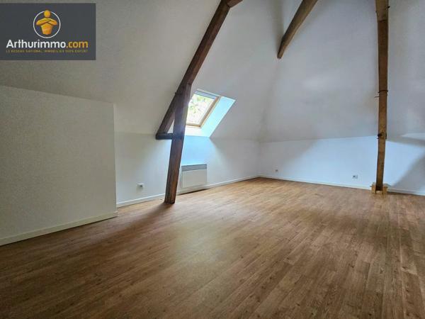 Location                                                      Maison de village
                        
                     5 pièces                      102 m2                     à Estrées-Saint-Denis
