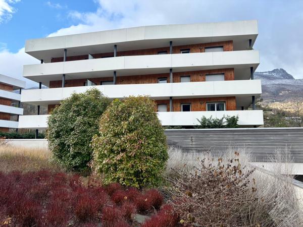 T2 récent avec grande terrasse