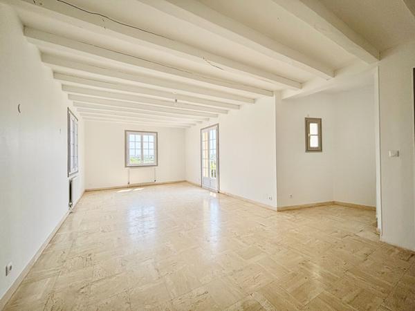 Maison Mûrs-Erigné 6 pièces -145 m2