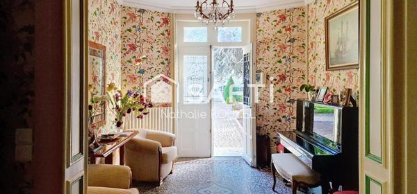 Demeure de maître – 300 m² – 11 pièces, 7 chambres