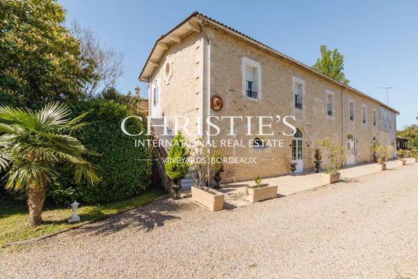 Château hôtelier et touristique à 40 min de Bordeaux