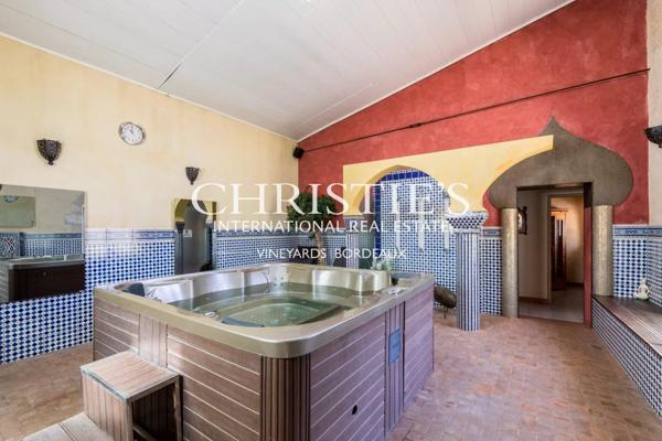 Château hôtelier et touristique à 40 min de Bordeaux