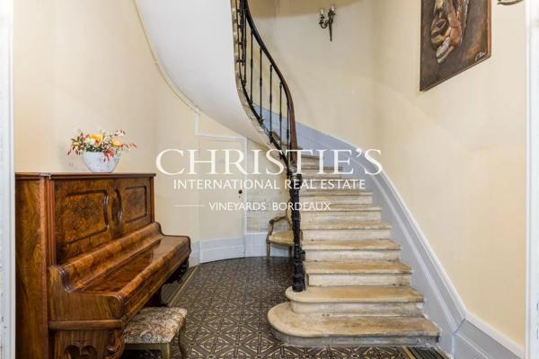 Château hôtelier et touristique à 40 min de Bordeaux