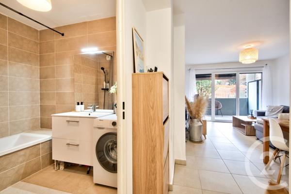 Appartement F2 à vendre  2 pièces - 43,01 m2 ST LAURENT DU VAR - 06