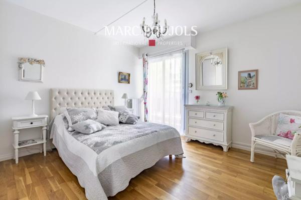 CHANTILLY GARE APPARTEMENT 2 CHAMBRES -BALCON