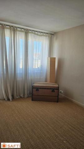 APPARTEMENT DANS RESIDENCE