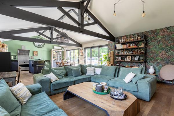 Havre de paix moderne à Biscarrosse ? Confort, espace et raffinement