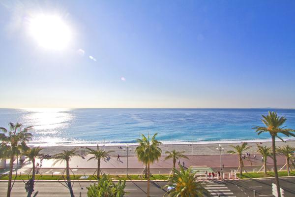 Nice (06200) PROMENADE des ANGLAIS (3 pièces avec une vue a 180° sur la mer!)