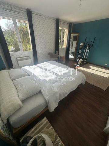 Villa lumineuse avec vue sur parc arboré