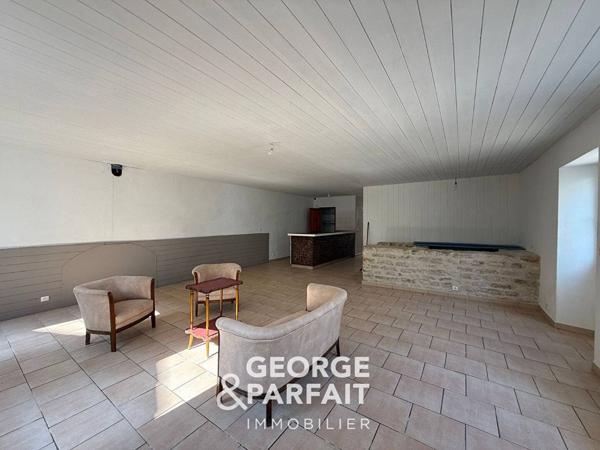 Maison ancienne proche Port Saint-Martin-de-Ré 9 pièces 196 m²