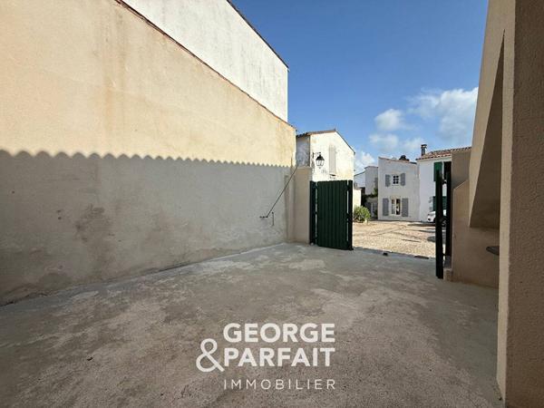 Maison ancienne proche Port Saint-Martin-de-Ré 9 pièces 196 m²