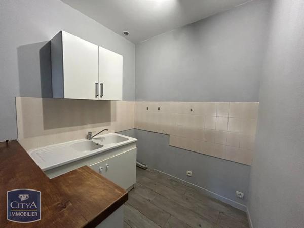 Appartement à louer 2 pièces 42.62m² Neuville-de-Poitou (86170)
