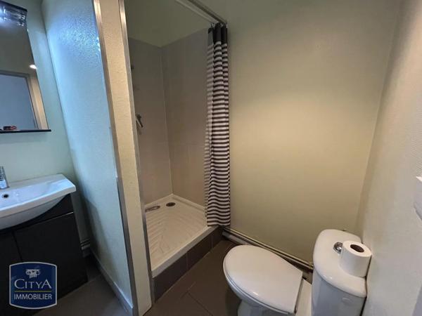 Appartement à louer 2 pièces 42.62m² Neuville-de-Poitou (86170)