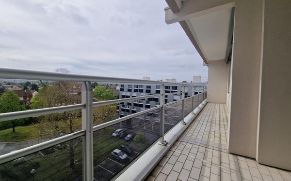 Appartement à vendre    3 pièces • 68,24 m2 Vaires-sur-Marne