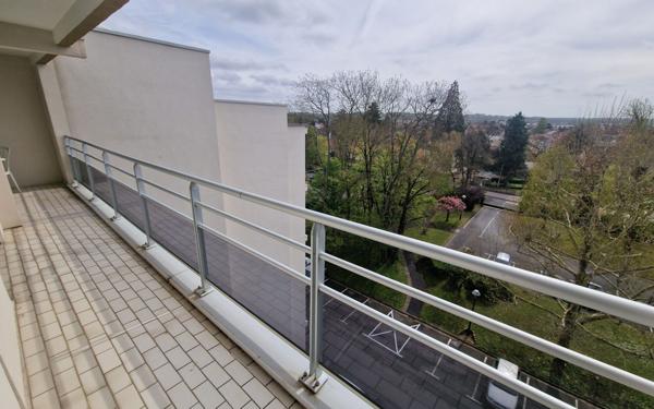 Appartement à vendre    3 pièces • 68,24 m2 Vaires-sur-Marne